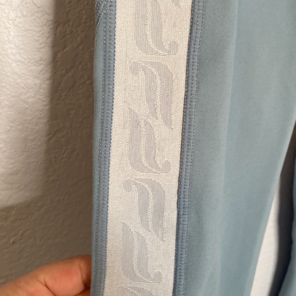 Fabletics Powerhold blue leggings size small medium - Picture 2 of 9